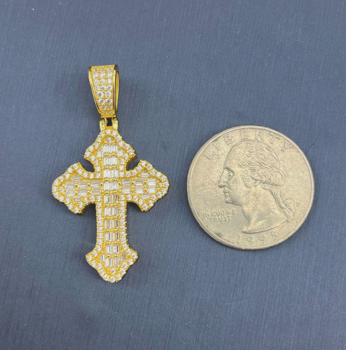 Kenzy Mii - 925 Sterling Silver Cross Men's Pendant