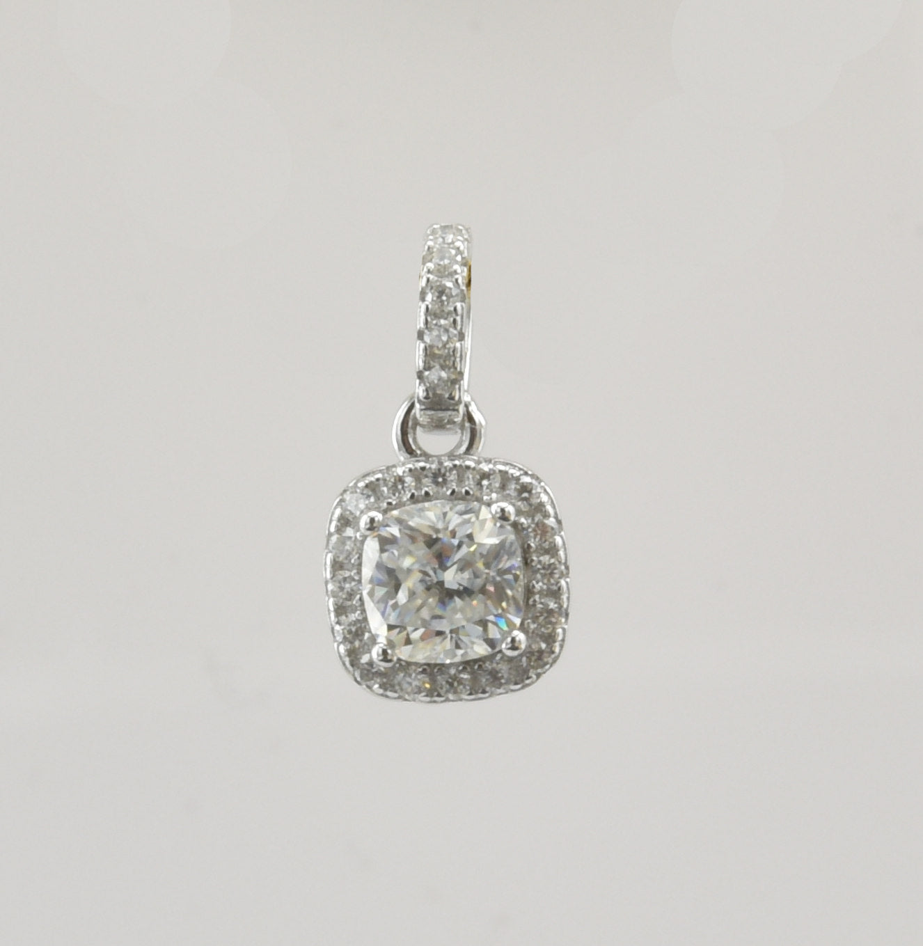 Kenzy Mii- Sterling Silver Charm Cyystal Zircon Moissanite Unisex Pendant