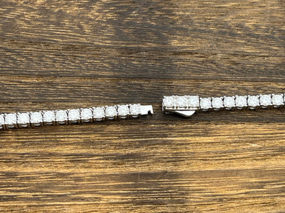 Kenzy Mii- 925 sterling silver 2.5 moissanite tennis bracelet