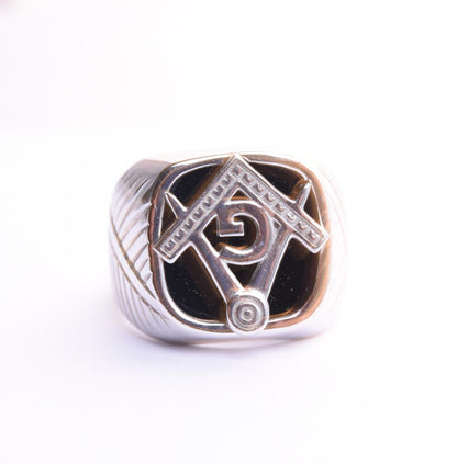 Kenzy Mii- Stainless Steel Antique Masonic Style Men's Ring