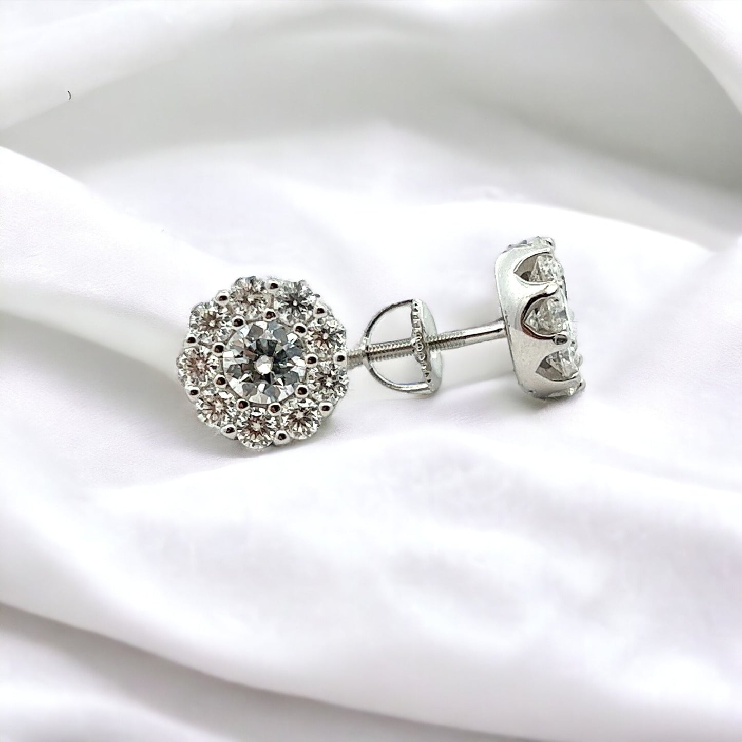 Kenzy Mii- 925 Sterling Silver Charming Flower Stud Moissanite Unisex Earrings