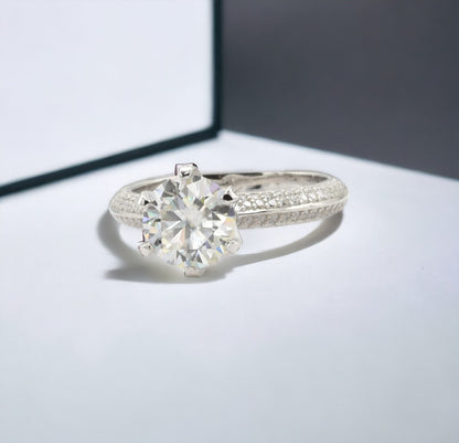 Kenzy Mii - 925 Sterling Silver Flower Moissanites Unisex Ring