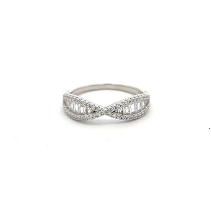 Kenzy Mii- 925 Sterling Silver Paved Cross Criss Twist Line Women's Ring